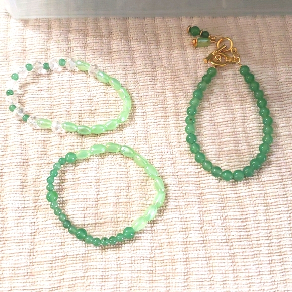 Bracelets - Picture 1 of 1